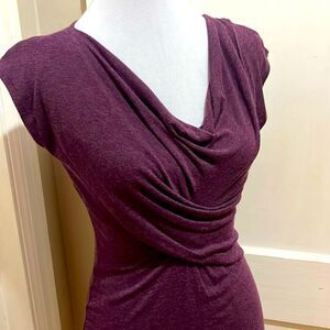 Cabi Top Size Small Stretch Knit Cowl Neck Womens Tunic in Wine Fall 2024